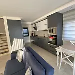 Villa Toharya *