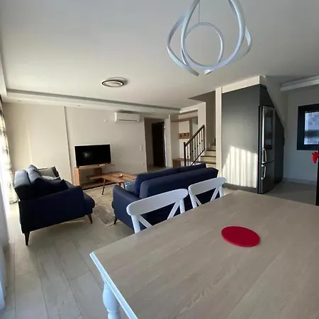 Toharya Вилла *