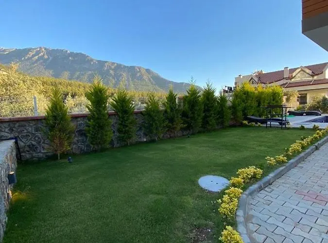 Вилла Toharya *